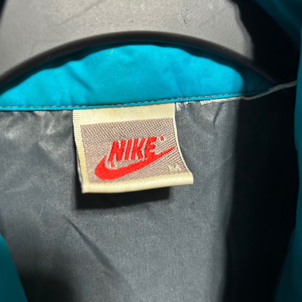 Nike Windbreaker Jacket Mens M Grey Vintage 90s Full Zip Packable Hood Logo - Picture 2 of 8